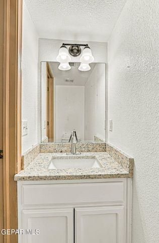 6361 Bea Martinez, El Paso, TX 79932
