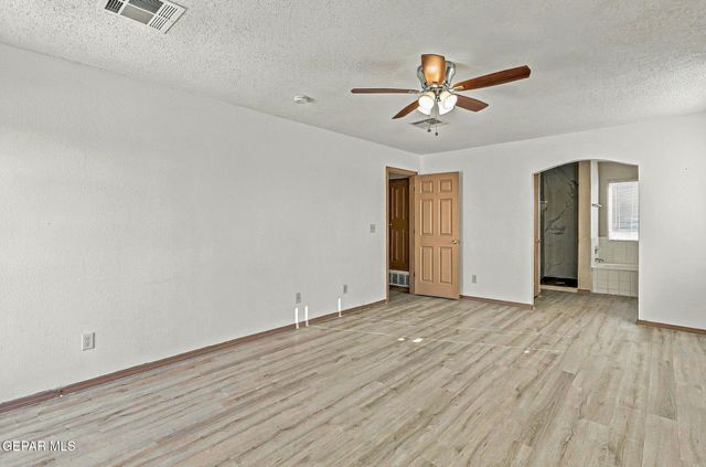 6361 Bea Martinez, El Paso, TX 79932