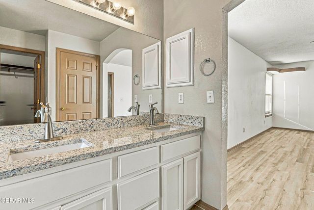 6361 Bea Martinez, El Paso, TX 79932
