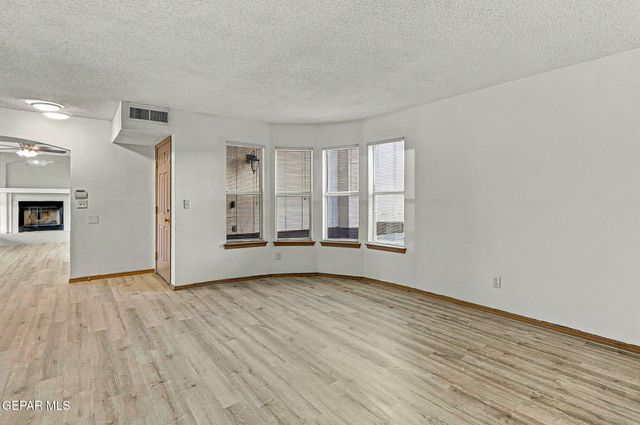 6361 Bea Martinez, El Paso, TX 79932
