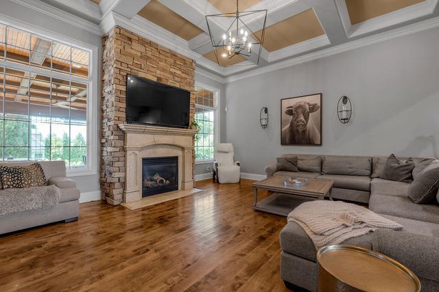 106 Deerfield Circle, Nicholasville, KY 40356