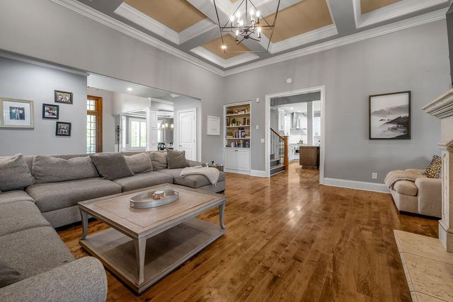106 Deerfield Circle, Nicholasville, KY 40356