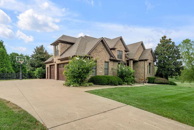 106 Deerfield Circle, Nicholasville, KY 40356