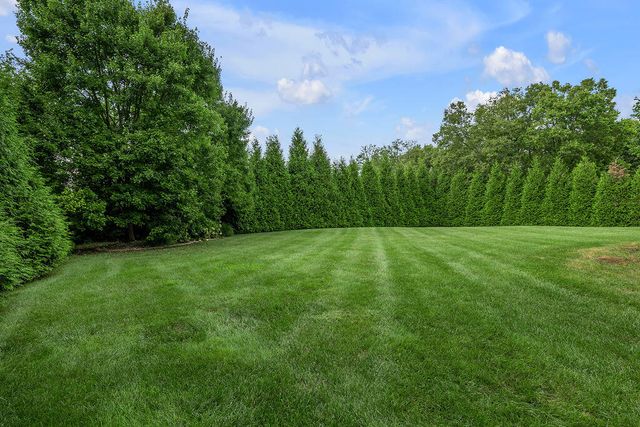 106 Deerfield Circle, Nicholasville, KY 40356