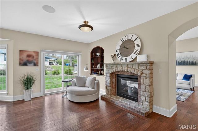 3 Ladue Court, Creve Coeur, MO 63141