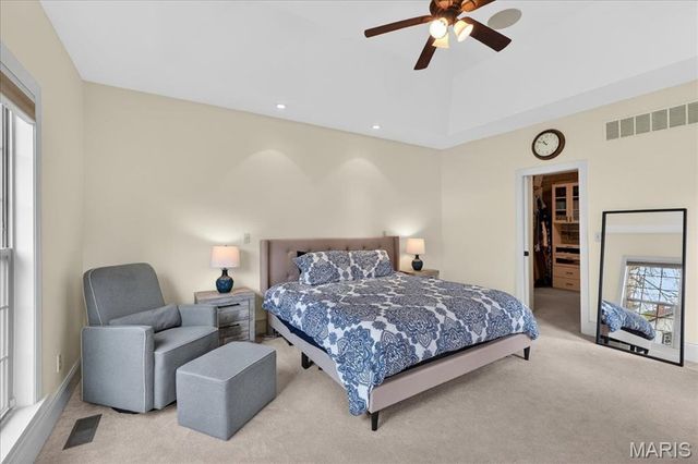 3 Ladue Court, Creve Coeur, MO 63141