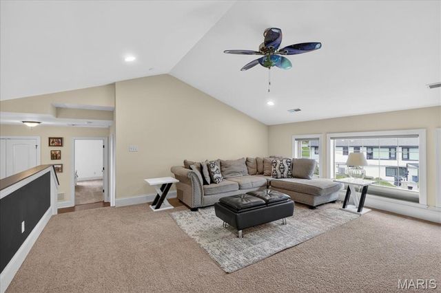 3 Ladue Court, Creve Coeur, MO 63141