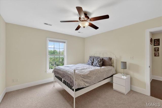 3 Ladue Court, Creve Coeur, MO 63141