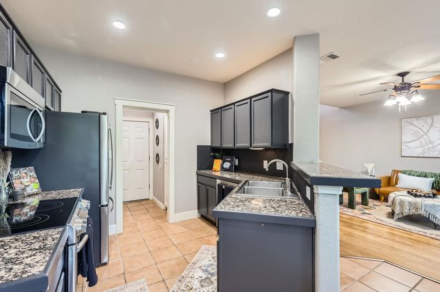 2632 Century Park BLVD 3, Austin, TX 78727