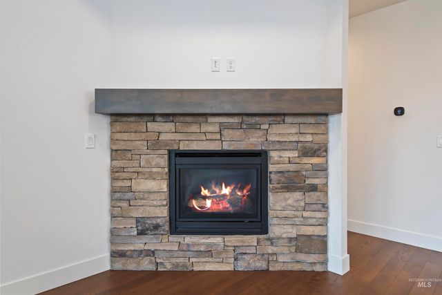 11328 W Campanula Dr, Star, ID 83669