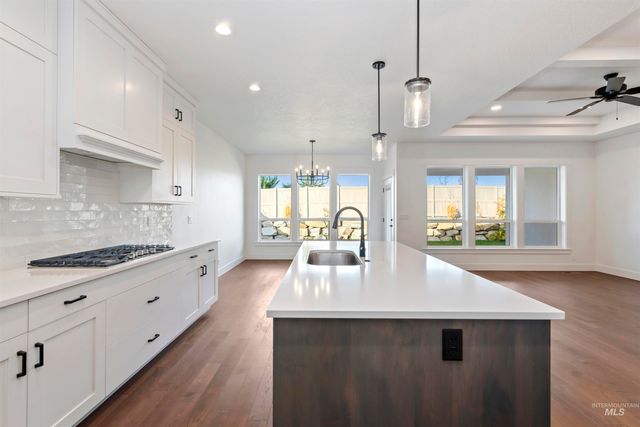 11328 W Campanula Dr, Star, ID 83669