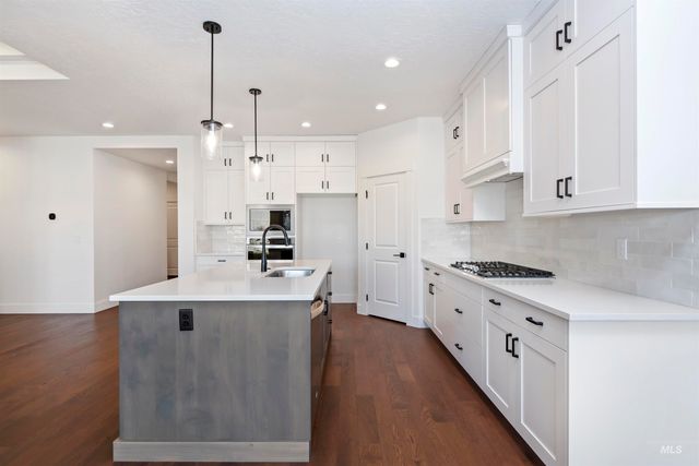 11328 W Campanula Dr, Star, ID 83669