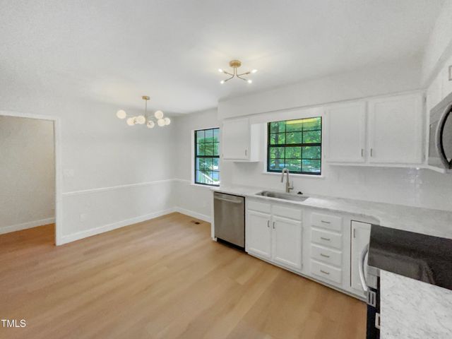 11 Sweetbay Court, Durham, NC 27704