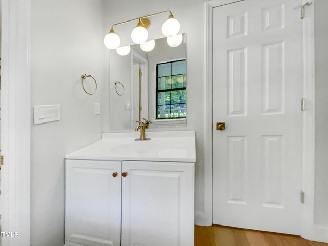 11 Sweetbay Court, Durham, NC 27704