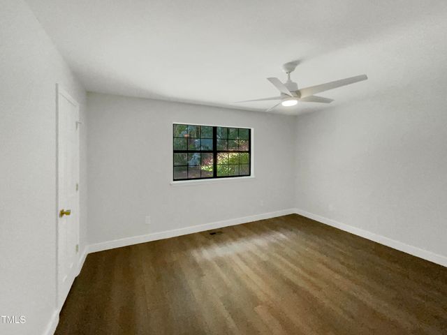 11 Sweetbay Court, Durham, NC 27704