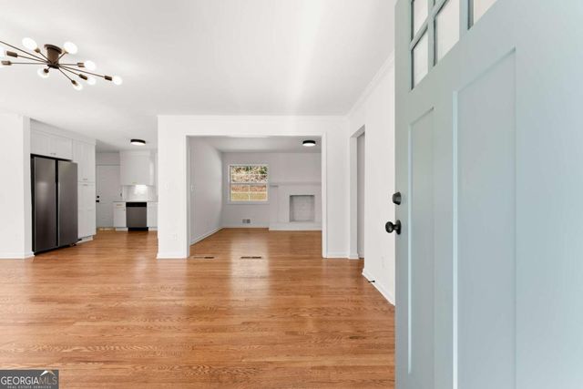 698 Holly Drive, Gainesville, GA 30501