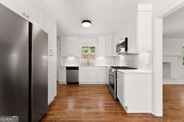 698 Holly Drive, Gainesville, GA 30501