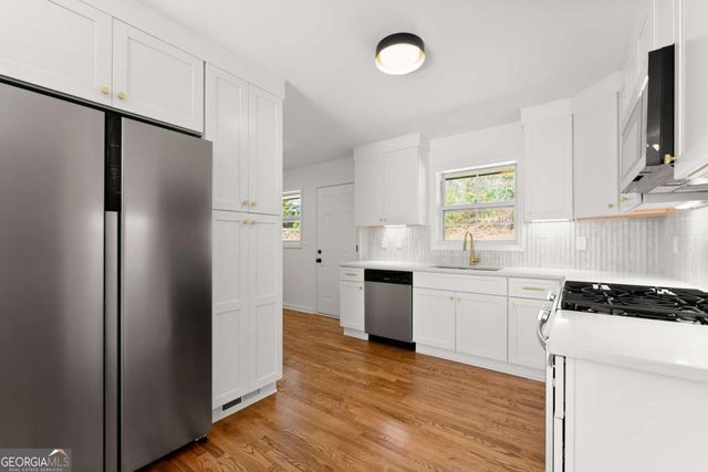 698 Holly Drive, Gainesville, GA 30501