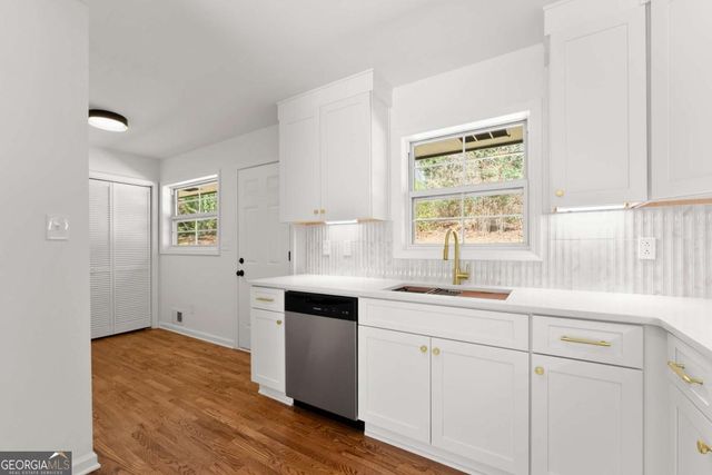 698 Holly Drive, Gainesville, GA 30501