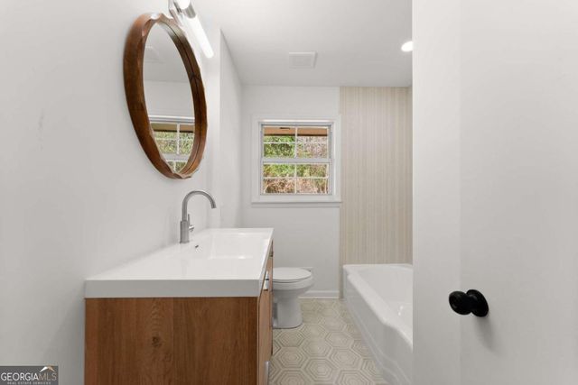 698 Holly Drive, Gainesville, GA 30501