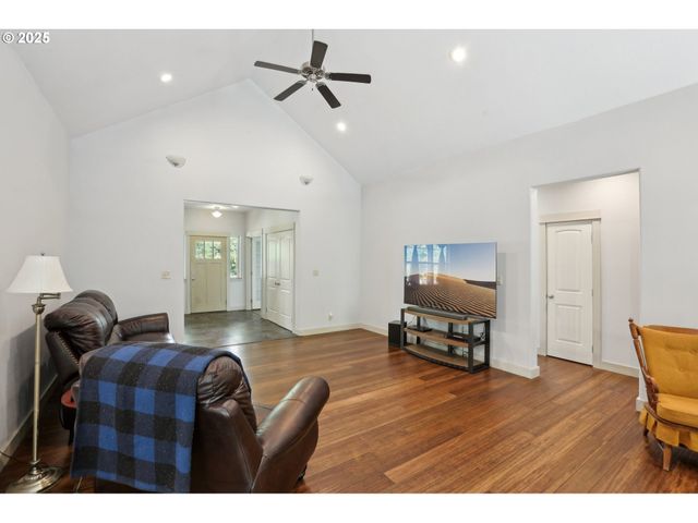 230 RILEY Ct, Toutle, WA 98649