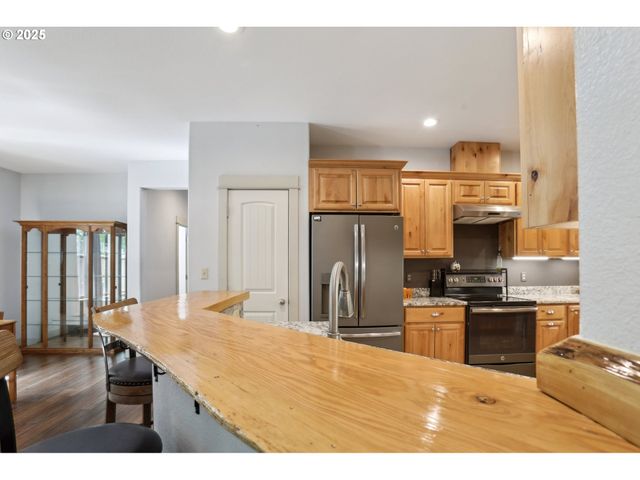 230 RILEY Ct, Toutle, WA 98649