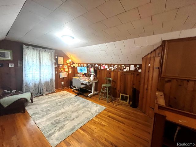 15854 Englewood Avenue, Allen Park, MI 48101