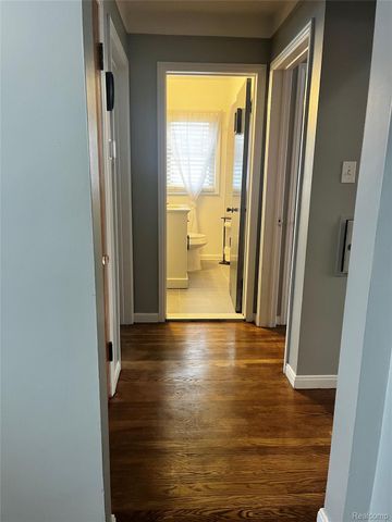 15854 Englewood Avenue, Allen Park, MI 48101