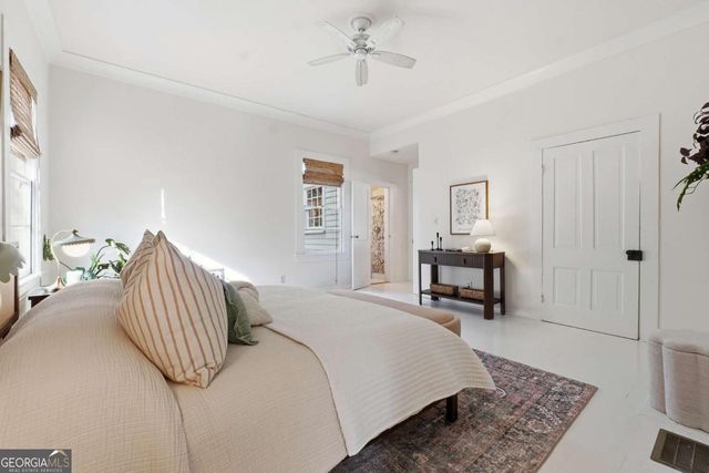 1966 Butler Way NW, Atlanta, GA 30318