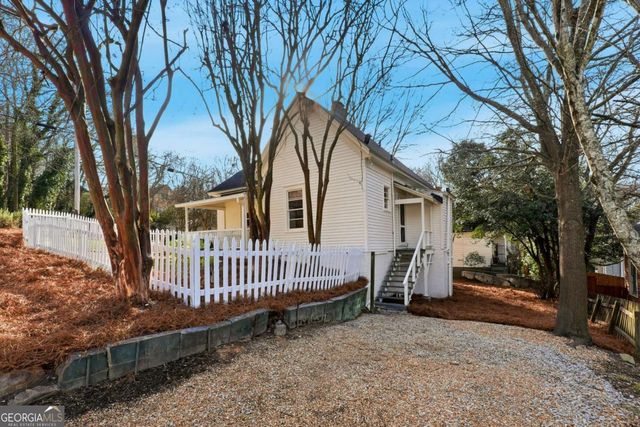 1966 Butler Way NW, Atlanta, GA 30318