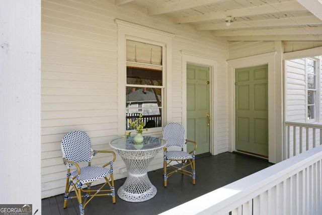 1966 Butler Way NW, Atlanta, GA 30318