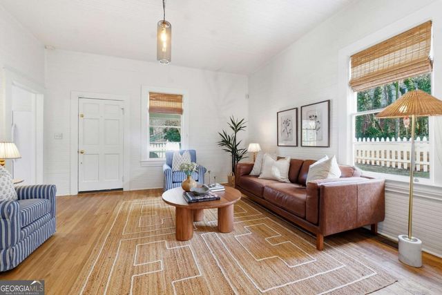 1966 Butler Way NW, Atlanta, GA 30318