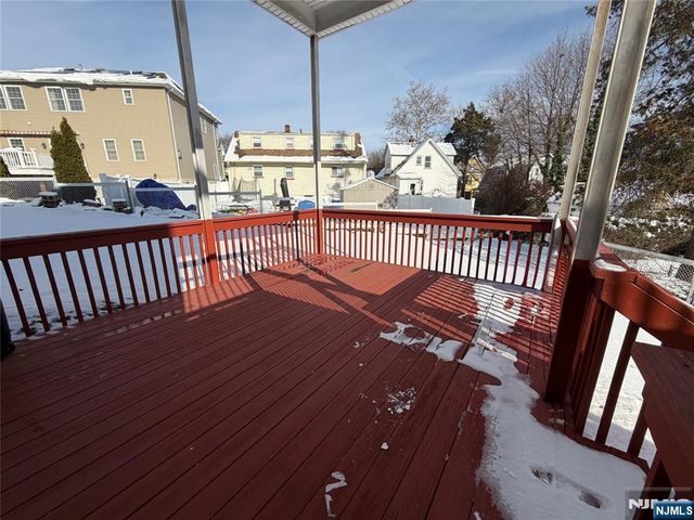 21 Pilgrim Court, Bloomfield, NJ 07003