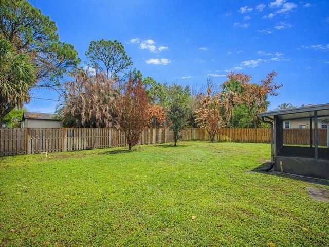 333 Benschop Street, Sebastian, FL 32958