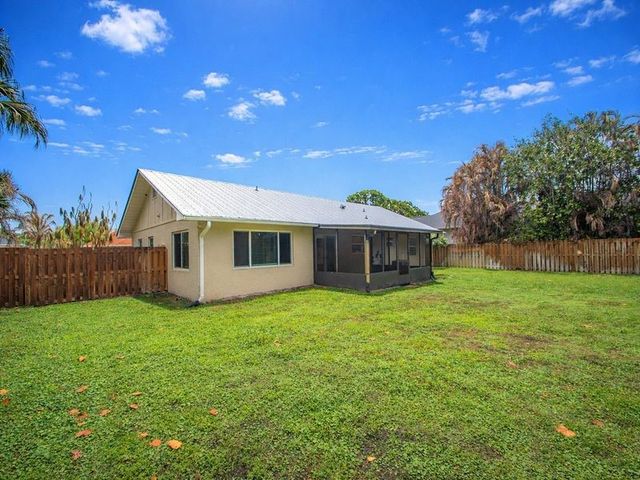 333 Benschop Street, Sebastian, FL 32958