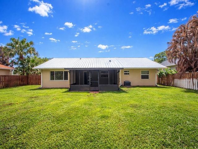 333 Benschop Street, Sebastian, FL 32958