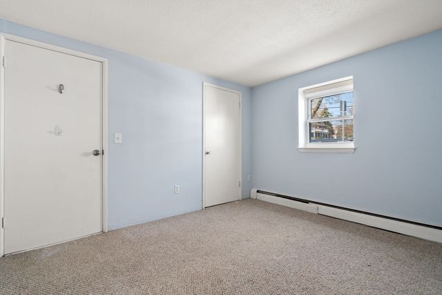 71 Oxford Ave A, Cambridge, MA 02138