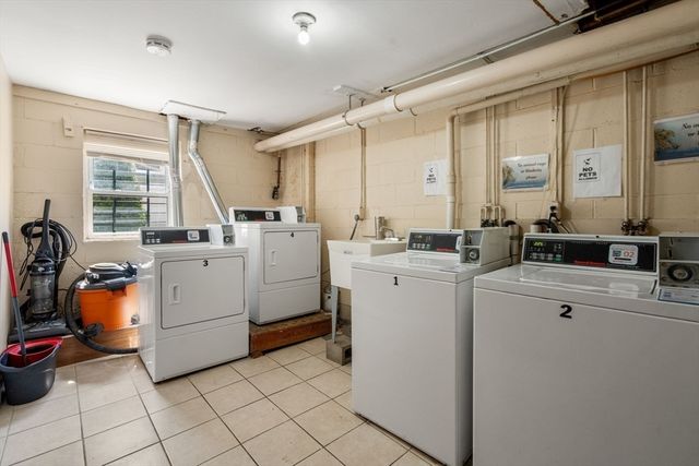 71 Oxford Ave A, Cambridge, MA 02138