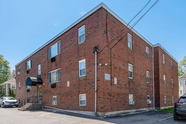 71 Oxford Ave A, Cambridge, MA 02138