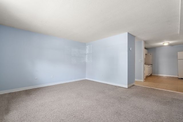 71 Oxford Ave A, Cambridge, MA 02138