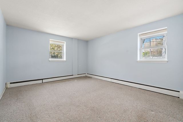 71 Oxford Ave A, Cambridge, MA 02138