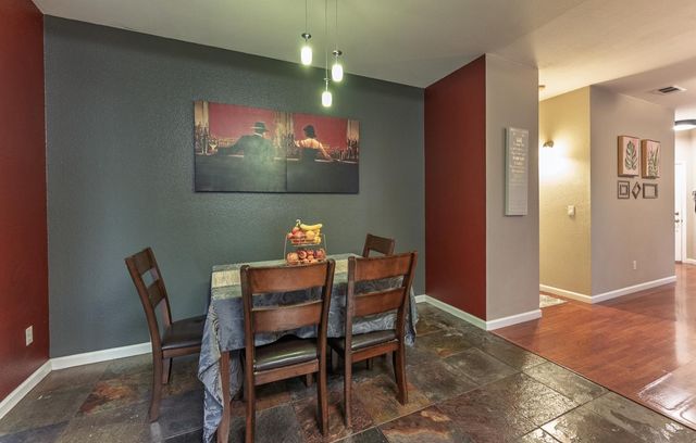 5407 Coral Creek Way, Elk Grove, CA 95758