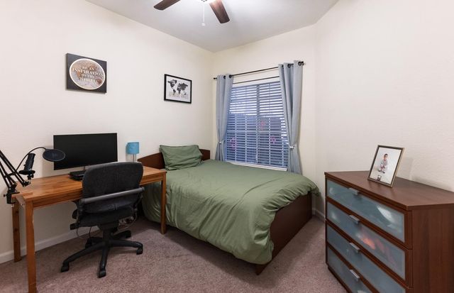 5407 Coral Creek Way, Elk Grove, CA 95758