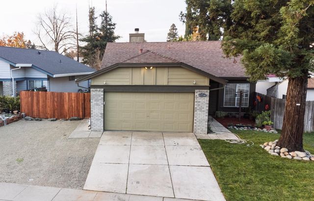5407 Coral Creek Way, Elk Grove, CA 95758