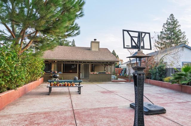 5407 Coral Creek Way, Elk Grove, CA 95758