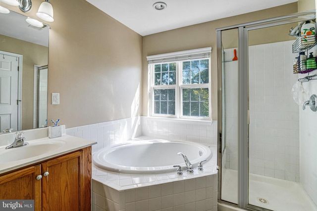 8535 WYNGATE MANOR CT, Alexandria, VA 22309