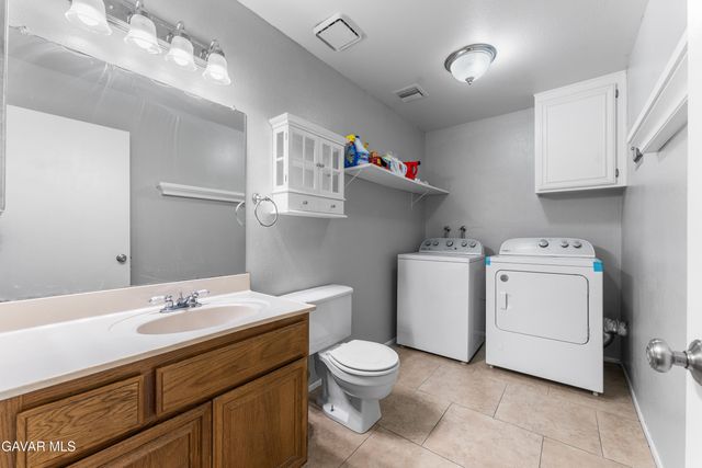 422 W Avenue J5 Unit 32, Lancaster, CA 93534