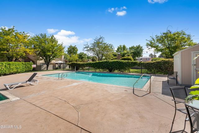 422 W Avenue J5 Unit 32, Lancaster, CA 93534