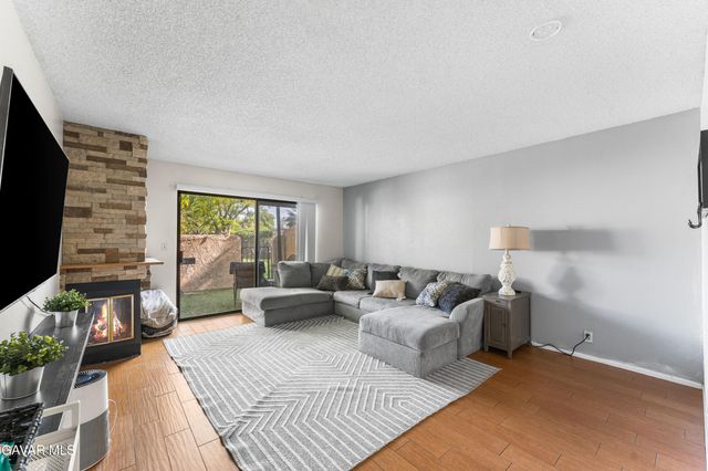 422 W Avenue J5 Unit 32, Lancaster, CA 93534