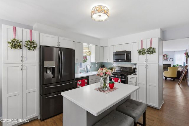 39 S Sailors Quay Drive 704, Brick, NJ 08723